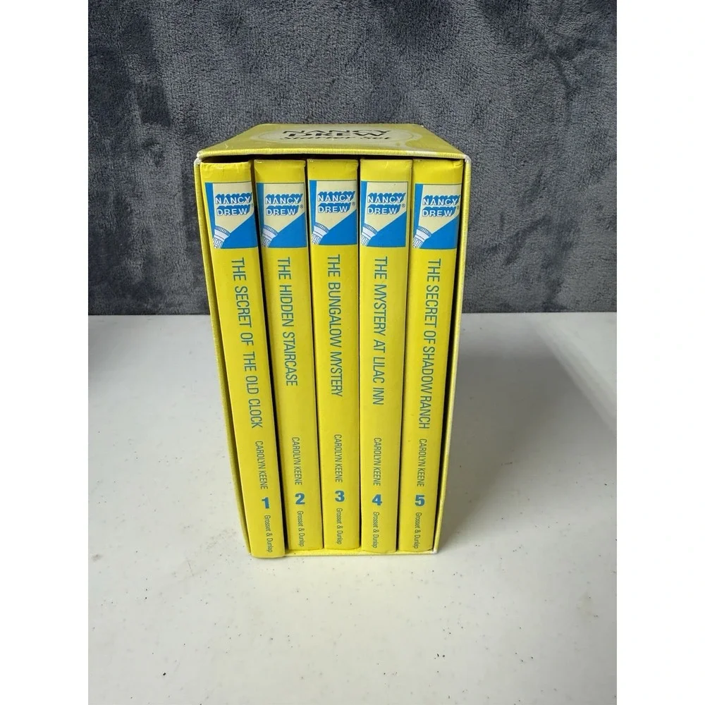 Nancy Drew Hardcover Starter Set Books 1-5 by Carolyn Keene 2012 EUC